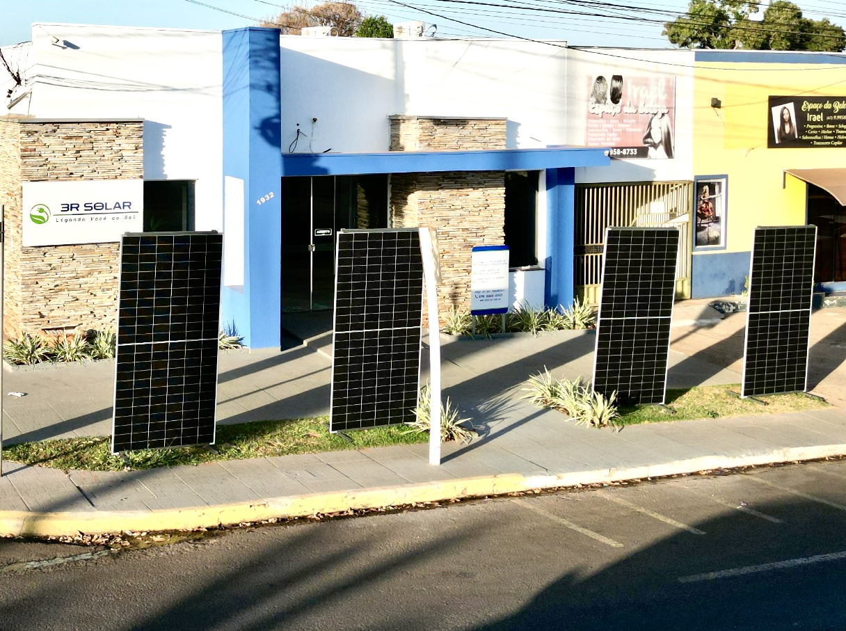 Imagem de compartilhamento para o artigo 3R Solar abre vaga para vendedor em Costa Rica e busca profissionais com experiência em vendas da MS Todo dia